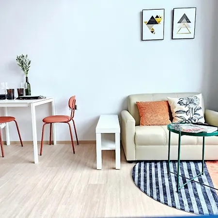 Midtown Duplex Ratchayothin Apartment