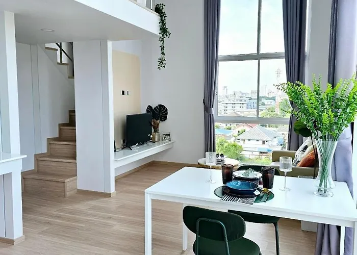 Apartment Midtown Duplex Ratchayothin *