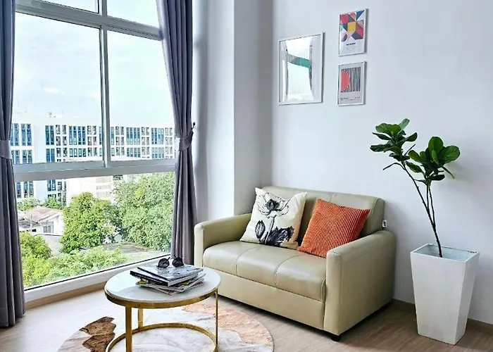 Midtown Duplex Ratchayothin Bangkok