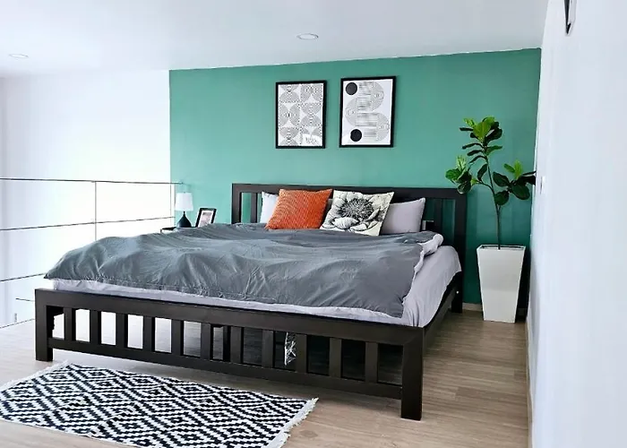 Midtown Duplex Ratchayothin Apartment *
