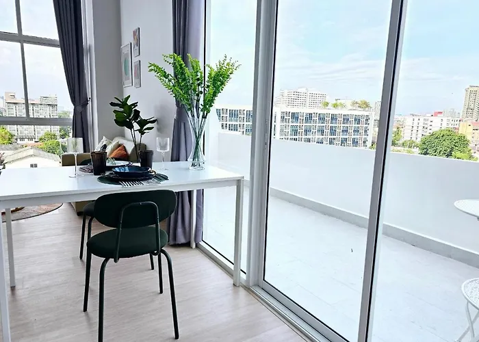 Midtown Duplex Ratchayothin *