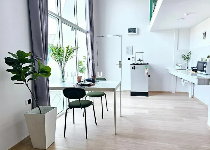 Apartment Midtown Duplex Ratchayothin *