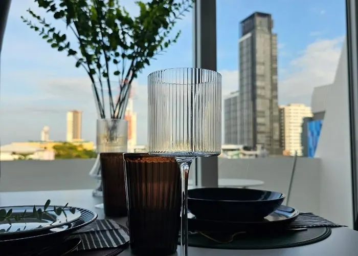 Apartment Midtown Duplex Ratchayothin *