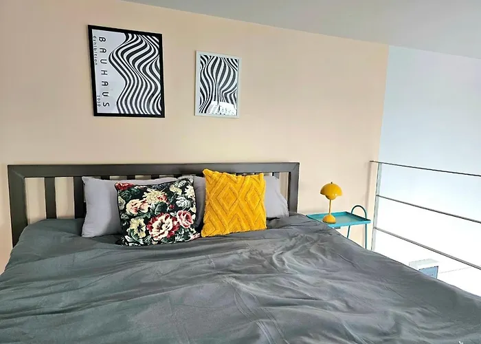 Midtown Duplex Ratchayothin Apartment Bangkok