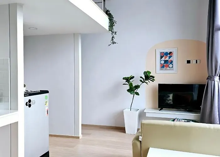 Midtown Duplex Ratchayothin
