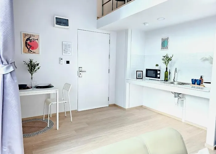 Midtown Duplex Ratchayothin Apartment